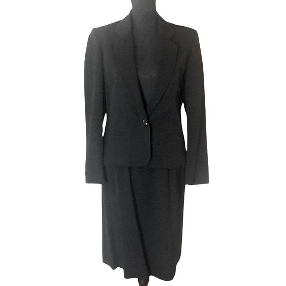 VINTAGE JH COLLECTIBLES PURE WOOL SKIRT SUIT BLACK SIZE 8 UNION MADE